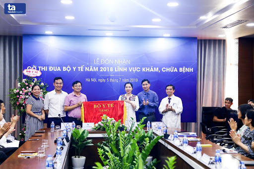 BVDK Tâm Anh, Hà Nội vinh dự đón nhận cờ thi đua của Bộ Y tế