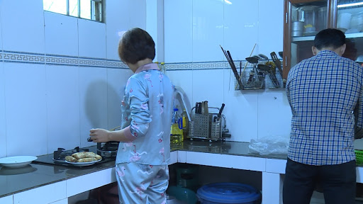 Chị H. đã có thể tự tin vào bếp sau khi khỏi bệnh