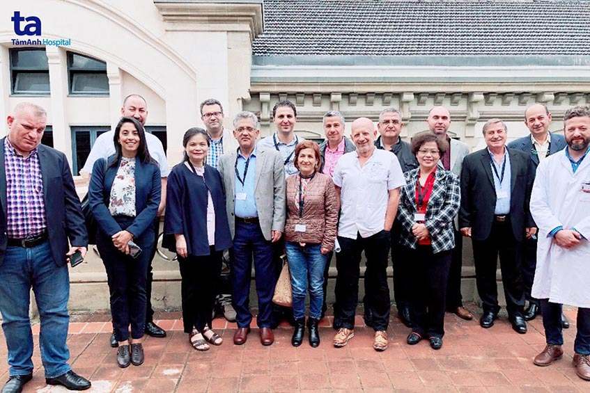 bác sĩ phương dung và tập thể