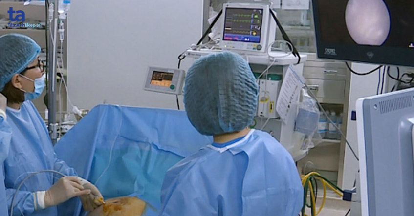 mổ cứu song thai