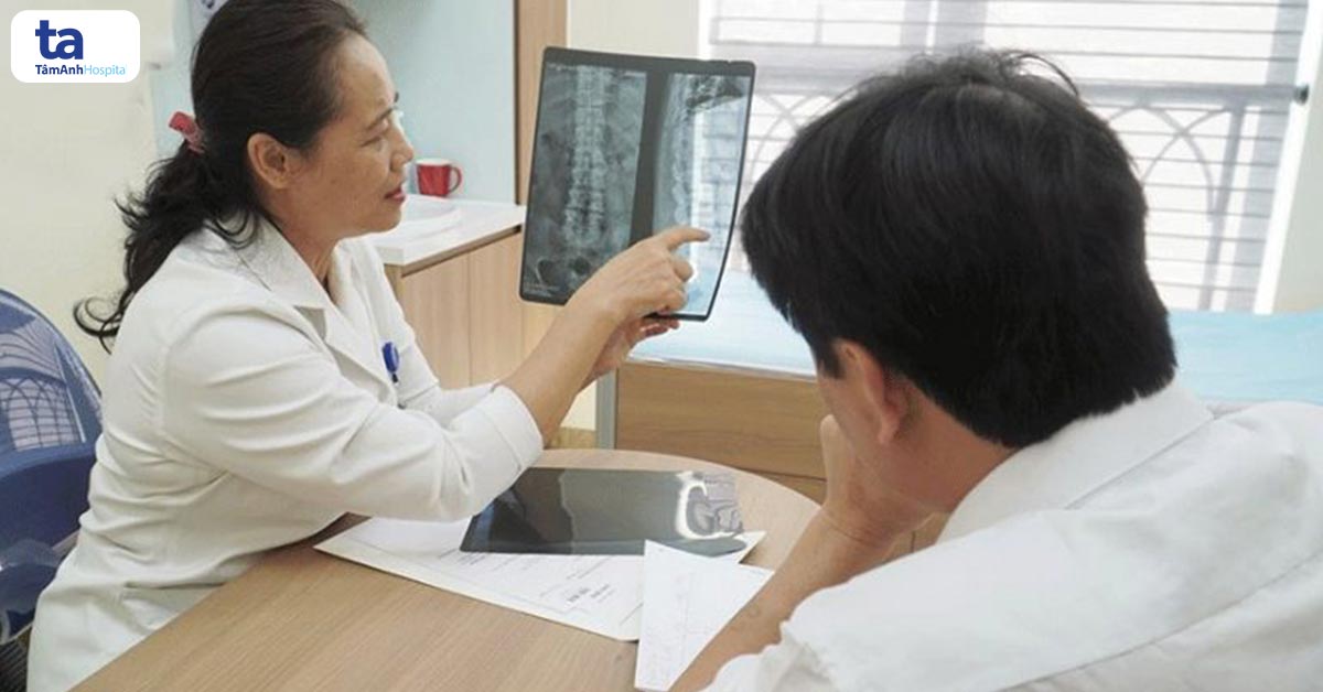 nu anh hung khoa co xuong khop