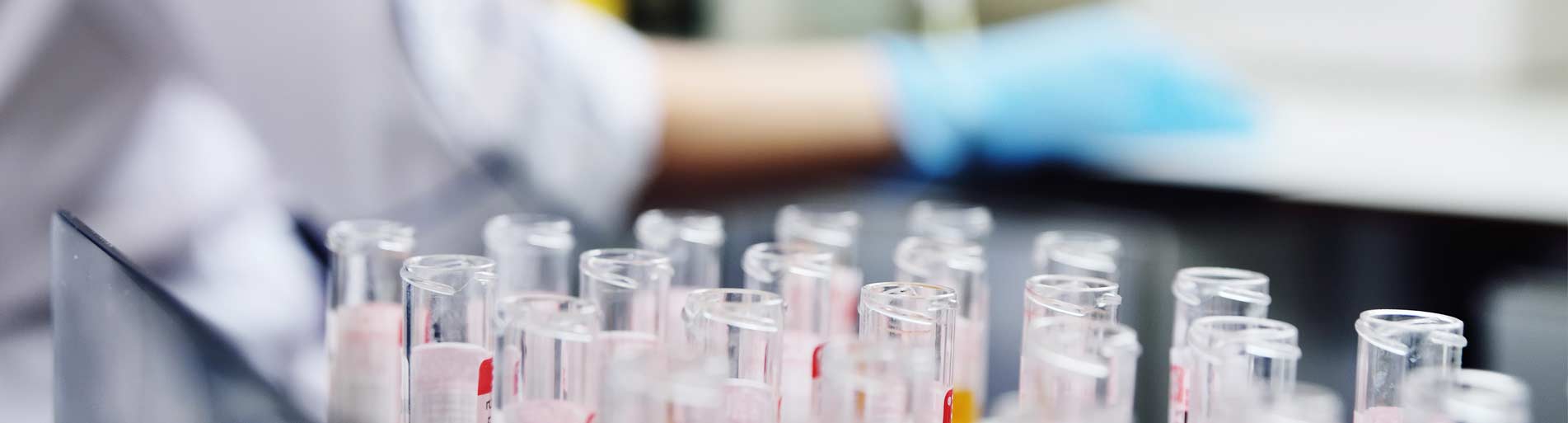 Trung tâm xét nghiệm desk