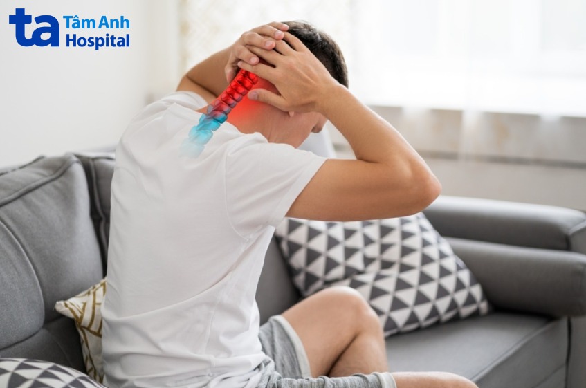 Thoái hóa đốt sống cổ gây đau nhức kéo dài