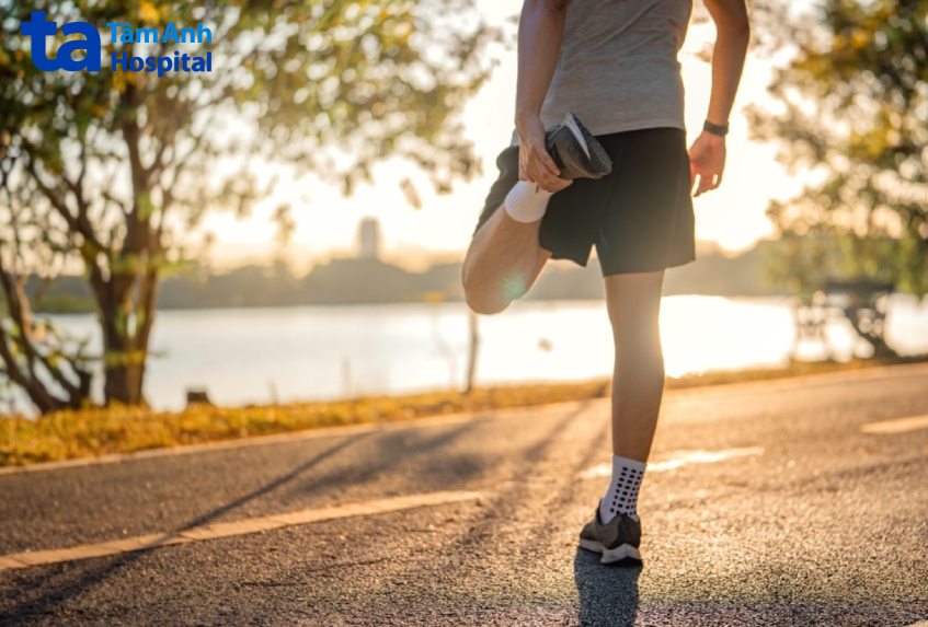 Thoái hóa đốt sống cổ nên tập thể dục nhẹ