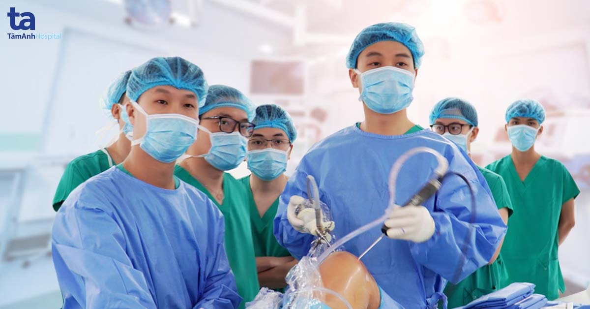 Phẫu thuật đứt dây chằng chéo trước với hỗ trợ của Robot