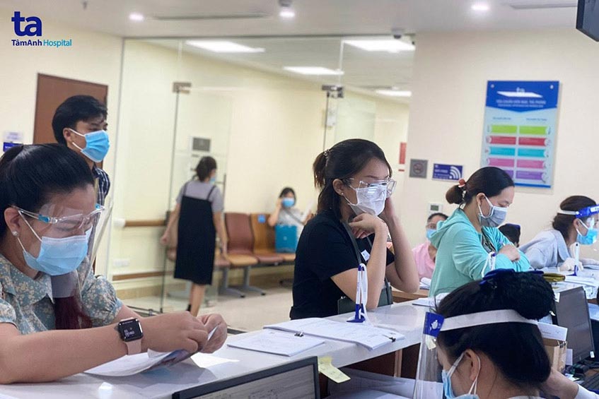 những lưu ý cho mẹ khi tiêm covid