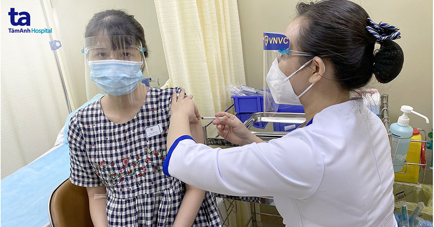 BVĐK Tâm Anh TP.HCM triển khai tiêm vắc xin Covid-19 cho mẹ bầu