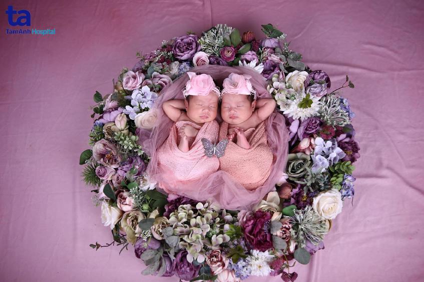 Hơn thập kỷ tìm con, hơn 13 thất bại, mẹ đón song thai tại IVF Tâm Anh