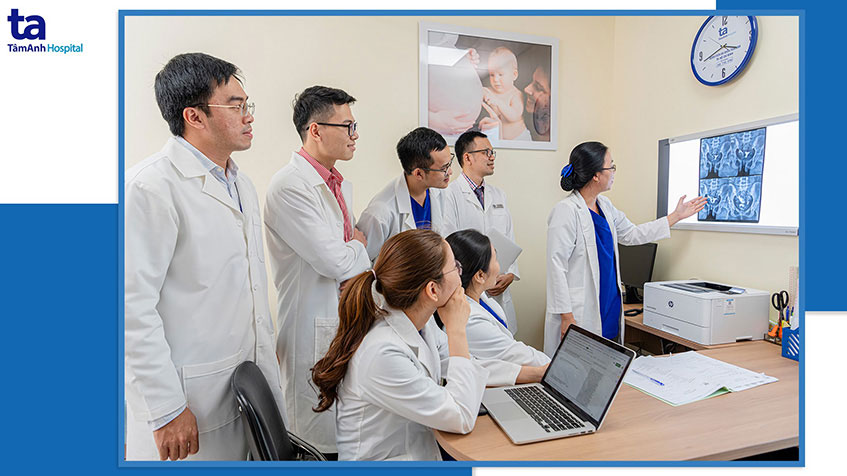 Bác sĩ Phương Thảo cùng đội ngũ bác sĩ tại Trung tâm Hỗ trợ sinh sản, BVĐK Tâm Anh TP.HCM luôn cập nhật, ứng dụng những tiến bộ mới nhất vào quy trình điều trị
