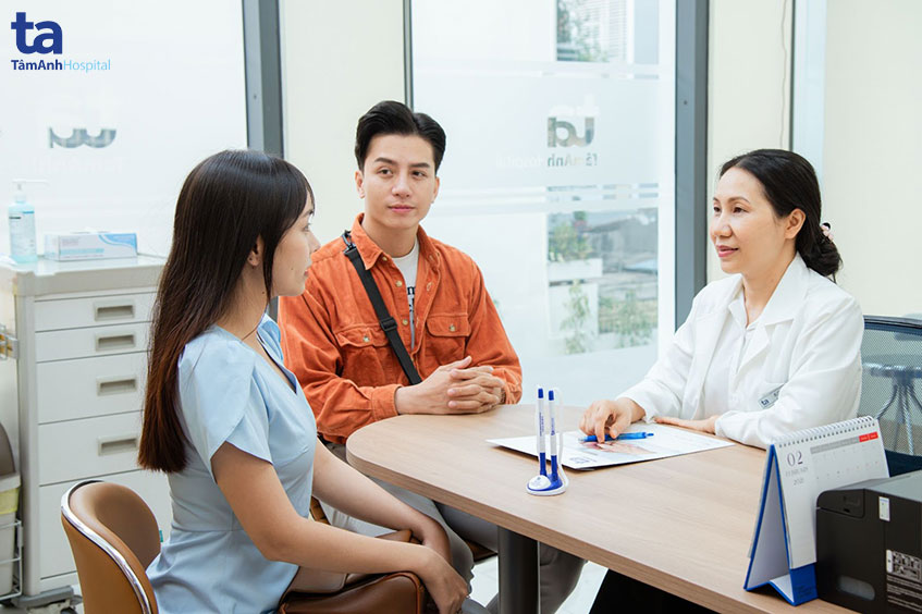 đặt lịch khám với bác sĩ sản khoa