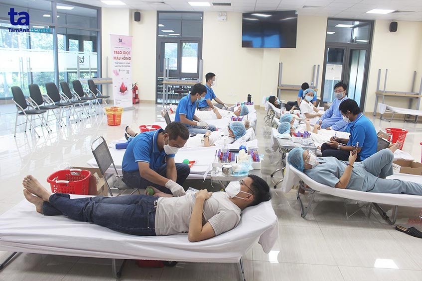 hiến máu tâm anh 