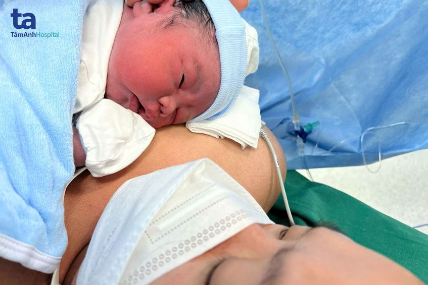 chào đời tại tâm anh