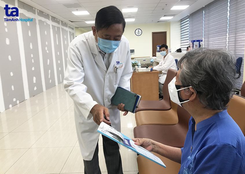 Lưu ý dặn dò sau khi tiêm kháng thể đơn dòng Evusheld