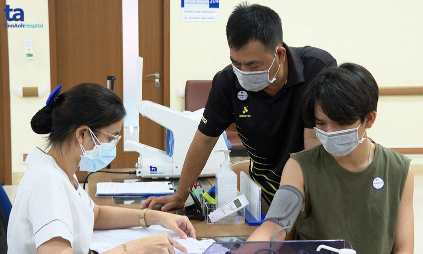 bé đặng gia bảo