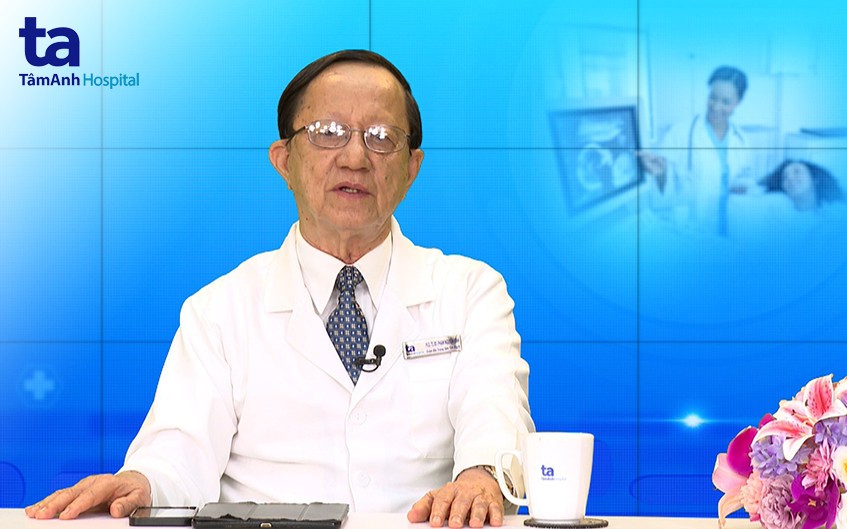 Theo PGS.TS.BS Phạm Nguyễn Vinh, bệnh tim bẩm sinh cần được phát hiện sớm từ trong thai kỳ, theo dõi sát sao và điều trị kịp thời khi bé sinh ra để tránh biến chứng về sau