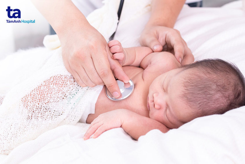tim bẩm sinh ở trẻ