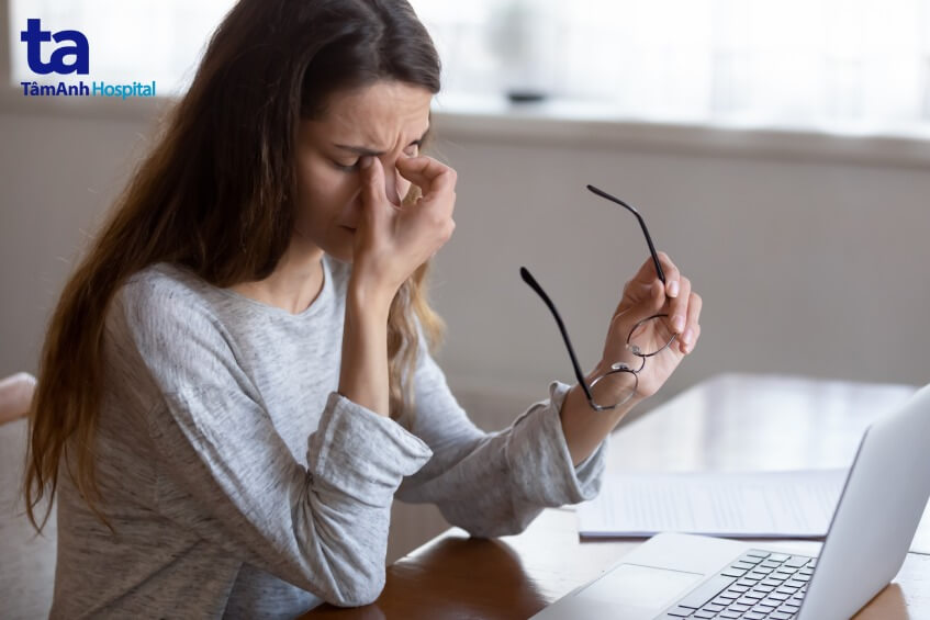 bien chung mat o nguoi benh basedow