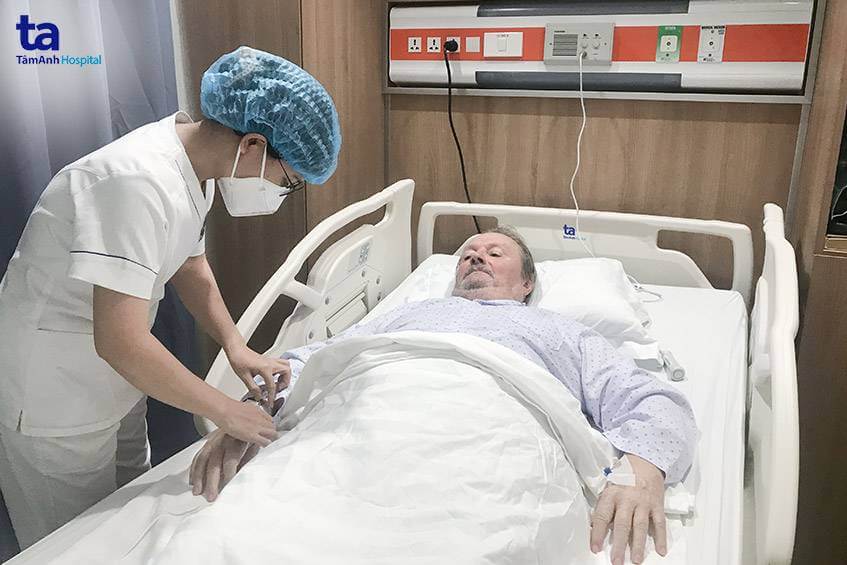 BVDK Tam Anh TPHCM cuu benh nhan hungary bi viem tui thua