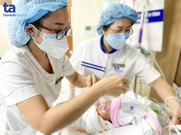 điều dưỡng trung tâm sơ sinh