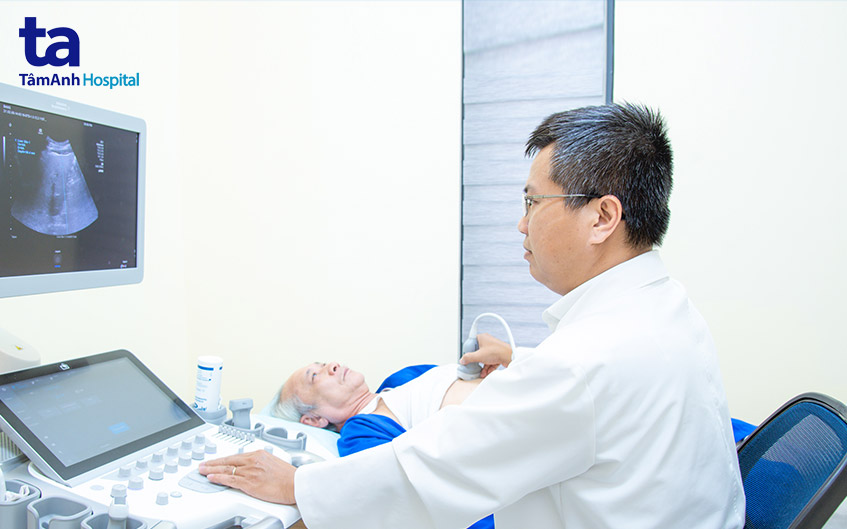 thăm khám lâm sàng