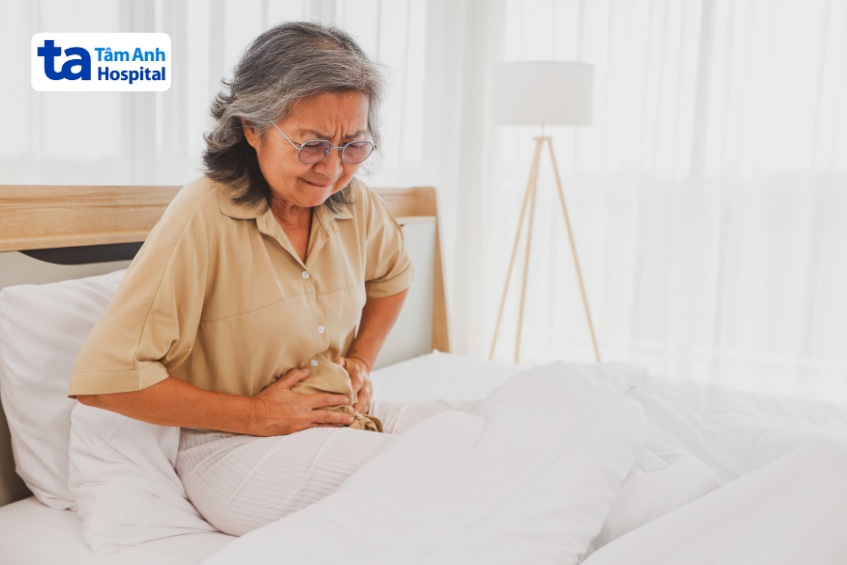 ai dễ bị viêm gan tự miễn