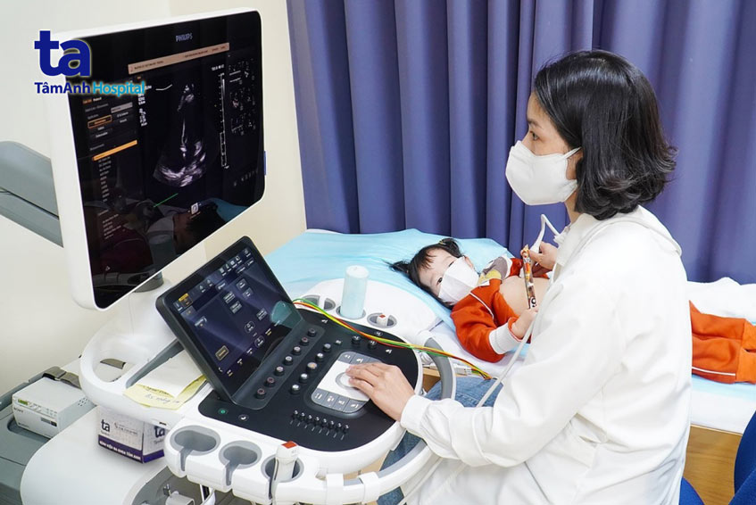 khám tim mạch định kỳ cho trẻ