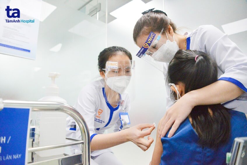 tiêm chủng phòng ngừa bệnh cúm a