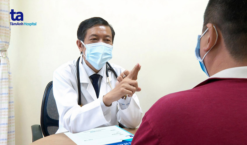 bác sĩ huỳnh ngọc long