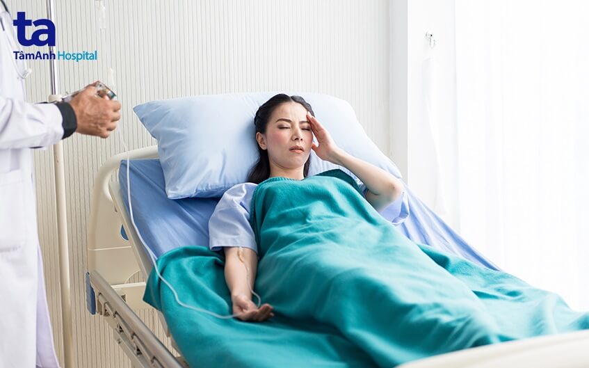 buồn nôn đau đầu