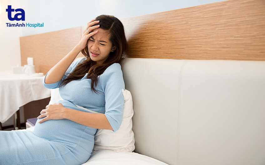 đau đầu buồn nôn