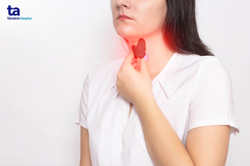chọc sinh thiết tuyến giáp có nguy hiểm không