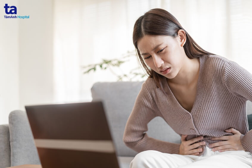 dấu hiệu ung thư đại tràng giai đoạn 2