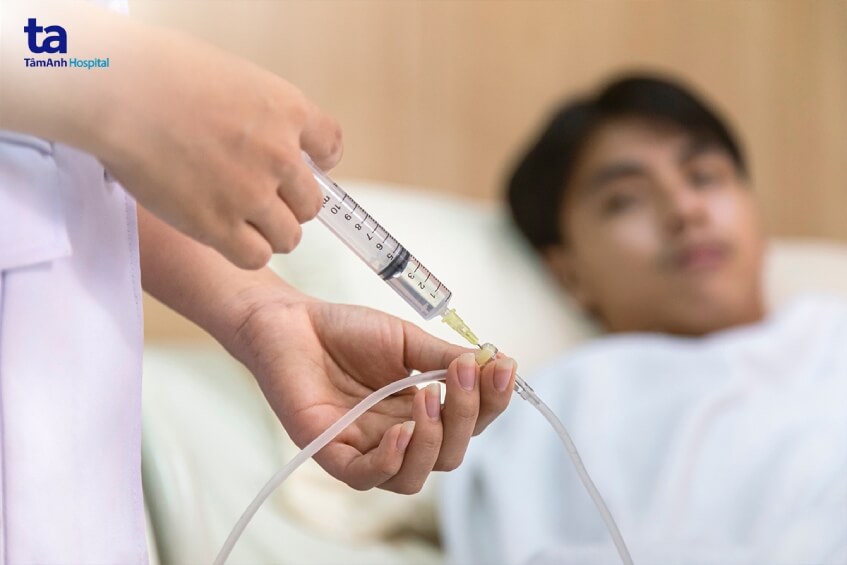 hóa trị u não lành tính