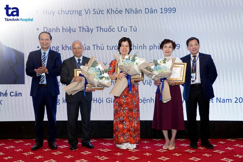 hội thảo giải phẫu bệnh