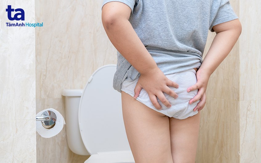 tiểu không tự chủ ở trẻ em cảnh báo bệnh gì