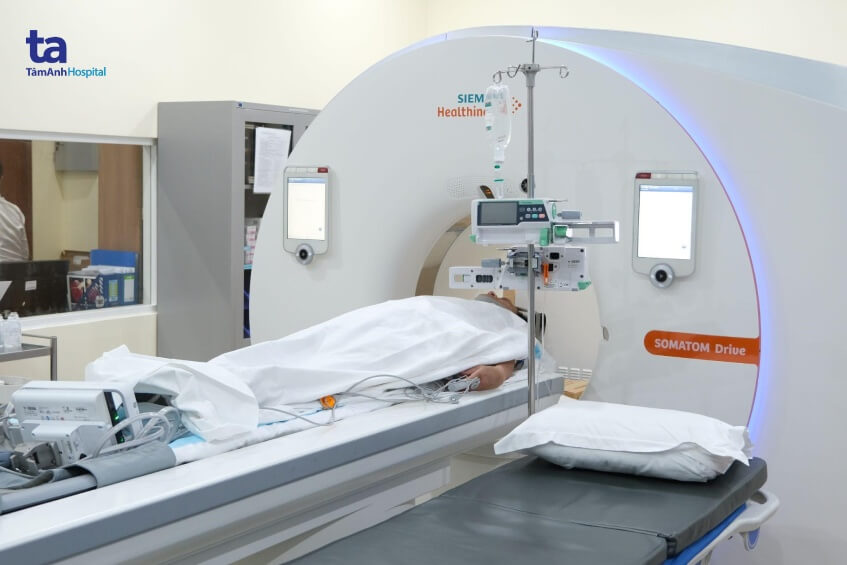 người bệnh đột quỵ do nhậu tất niên