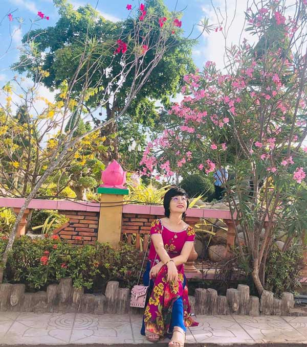 tái tạo vú thành công giúp chị cầm vui sống