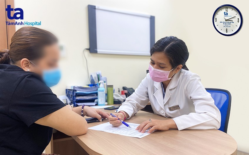 Bác sĩ Trâm tư vấn dùng thuốc diều trị
