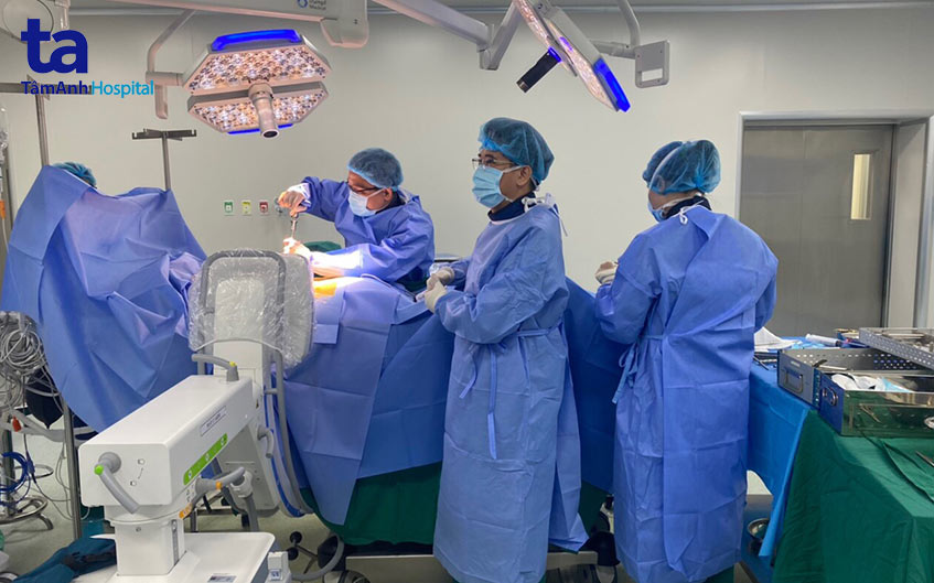 phẫu thuật nếu bệnh tiến triển nặng