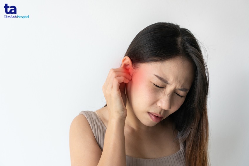 triệu chứng nấm ống tai ngoài