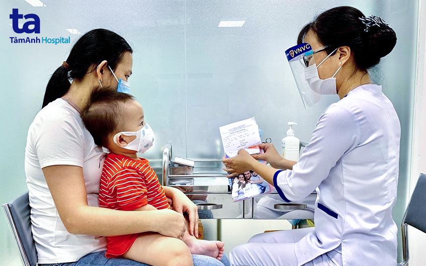 bé chậm nói