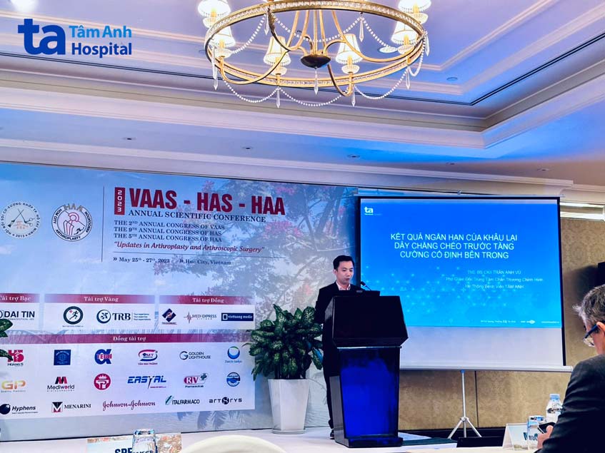 bác sĩ trần anh vũ báo cáo