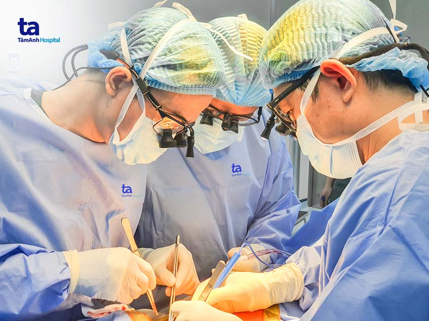 phẫu thuật hẹp mạch cảnh