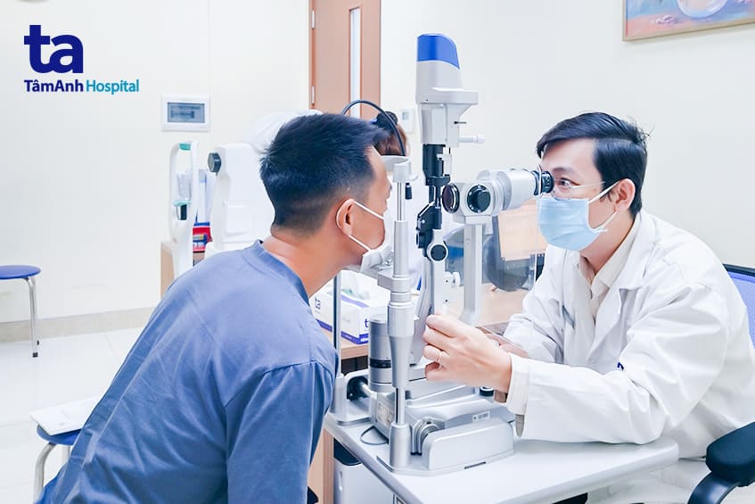 Điều trị sớm, tránh mù lòa