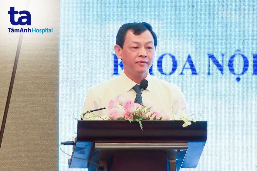 TS.BS.CKII Nguyễn Tri Thức phát biểu khai mạc chương trình