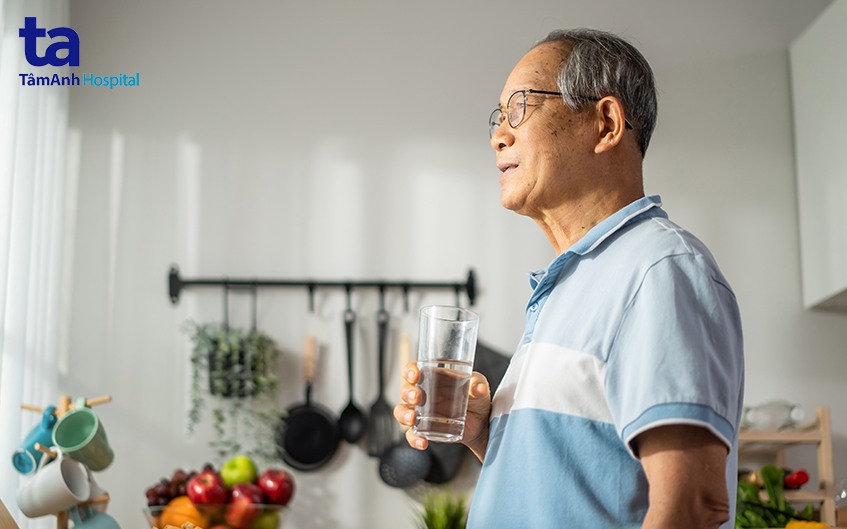 uống nhiều nước