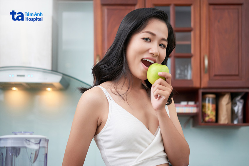 Ăn vặt lành mạnh trước khi nhập tiệc