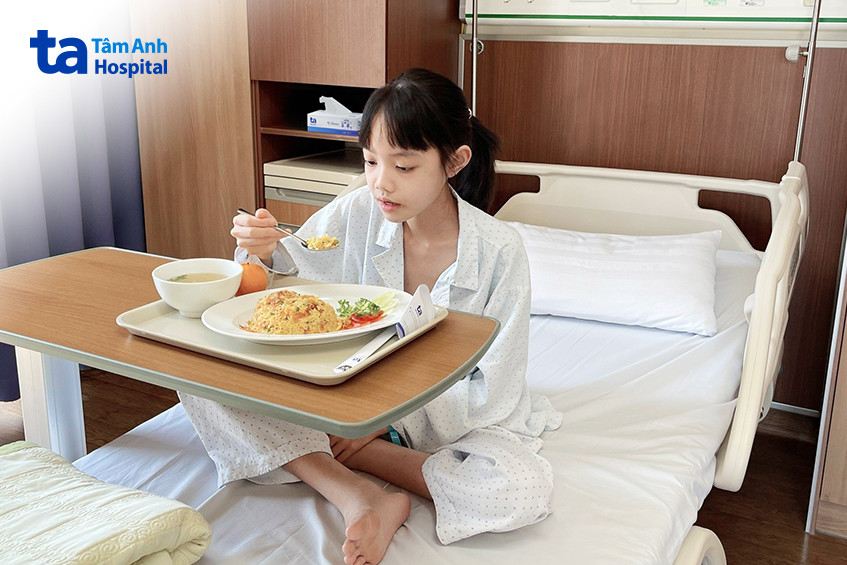 bé khỏi bệnh co thắt tâm vị