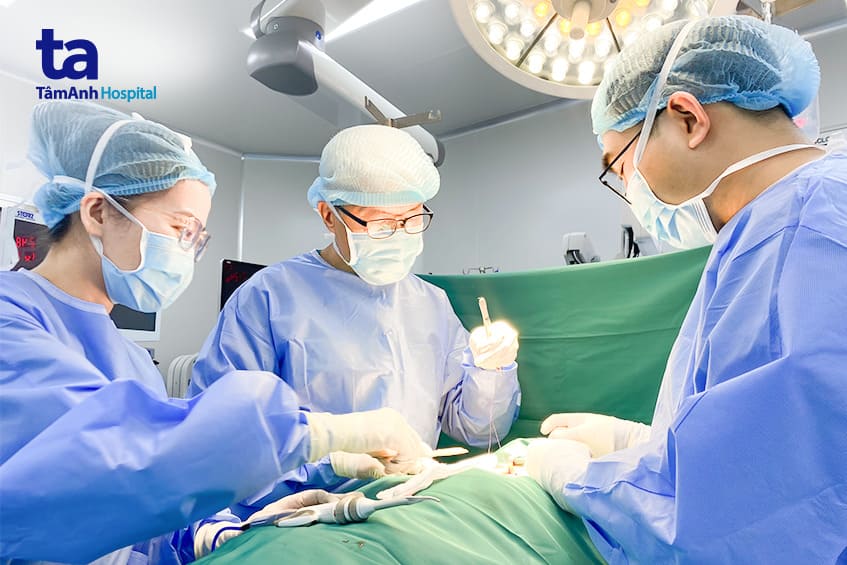 Bướu cổ lành tính cũng phải theo dõi