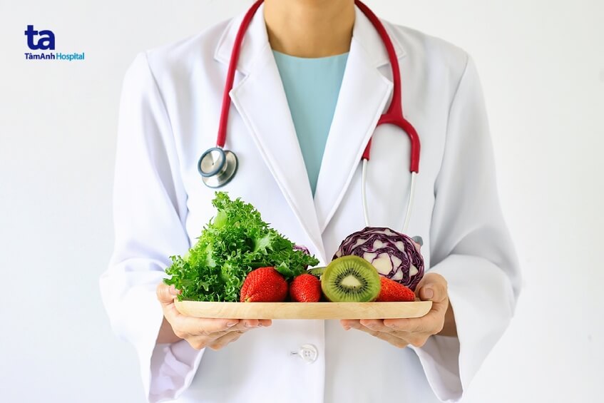 dinh dưỡng sau điều trị tụ máu não